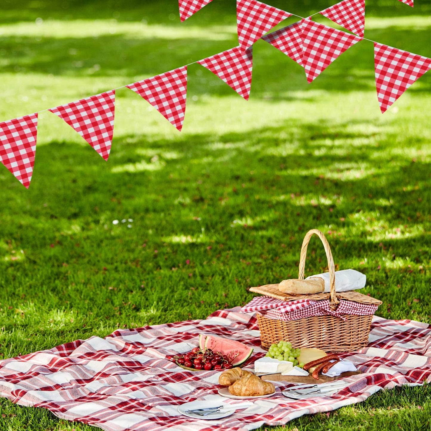 98.4 Feet Large Plastic Red and White Checkered Pennant Banner Gingham Triangle Banner Red and White Banner for Picnic BBQ Birthday Christma